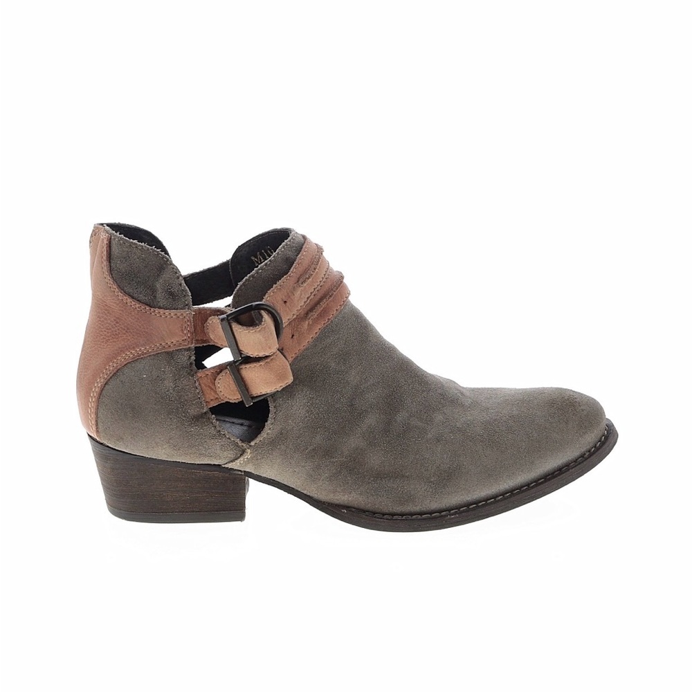 Rebels Gray and Tan Women's Ankle Boots